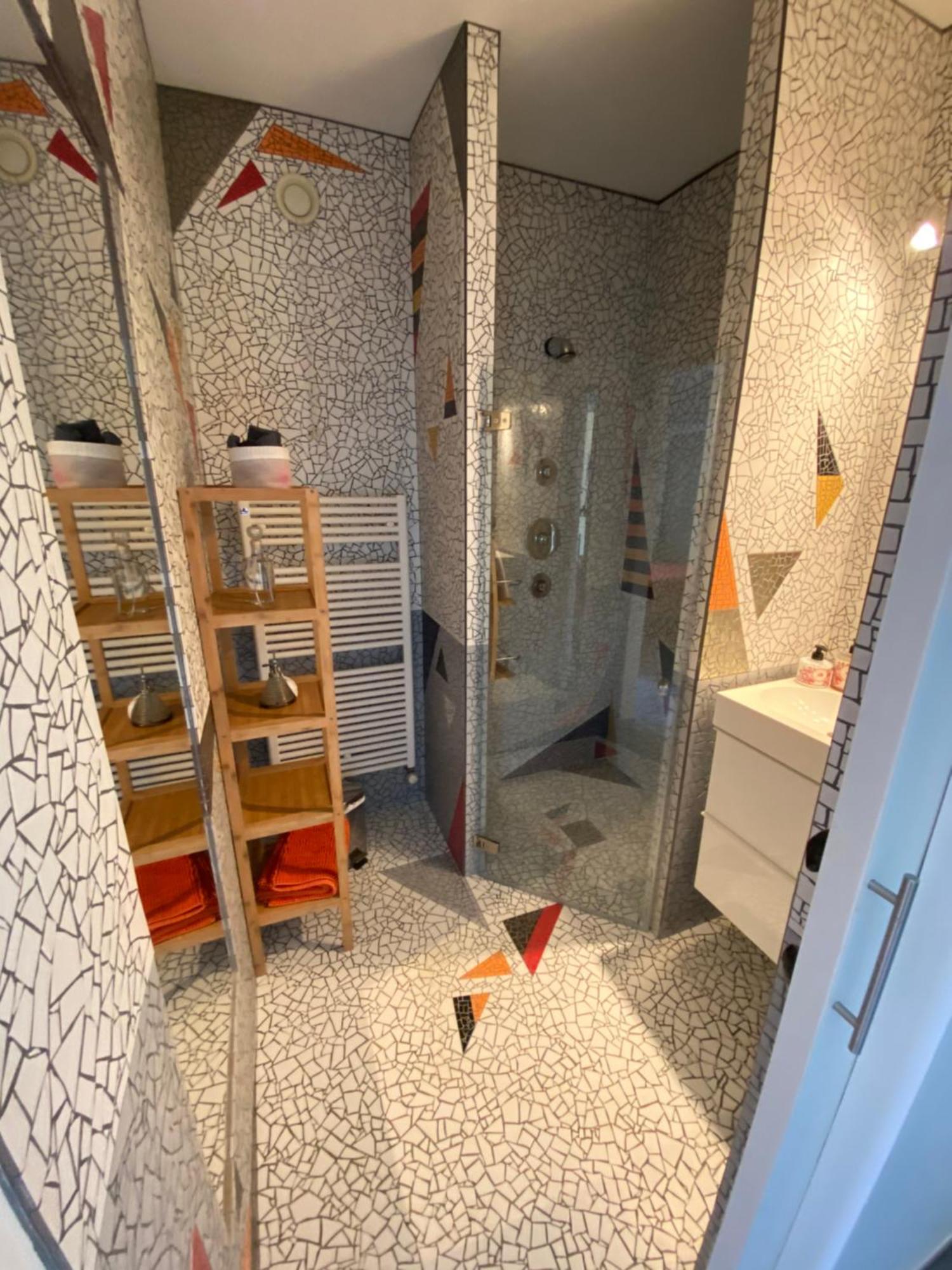 Les Pieds Dans L'Eau Bed & Breakfast Sete Exterior photo