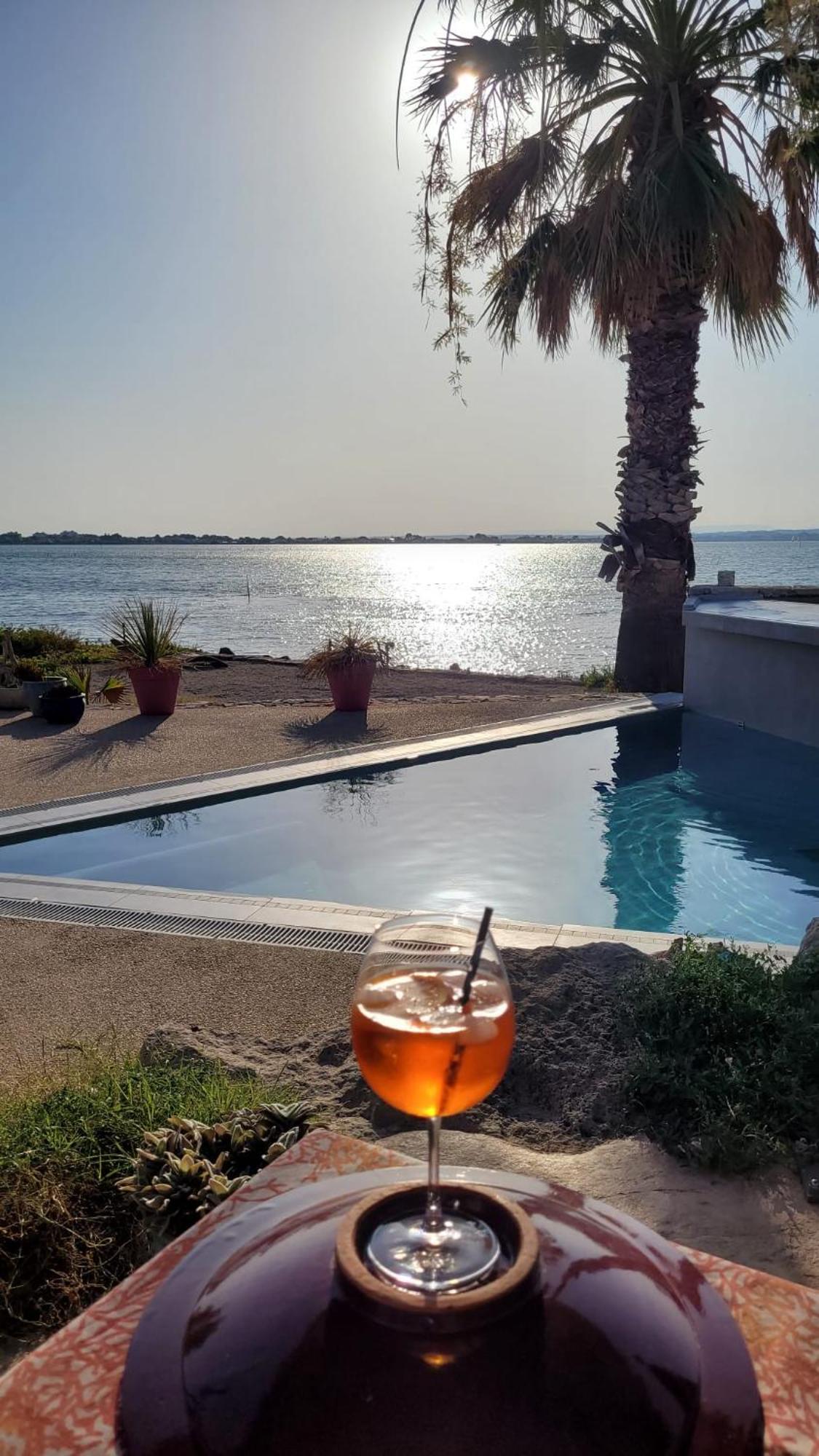 Les Pieds Dans L'Eau Bed & Breakfast Sete Exterior photo